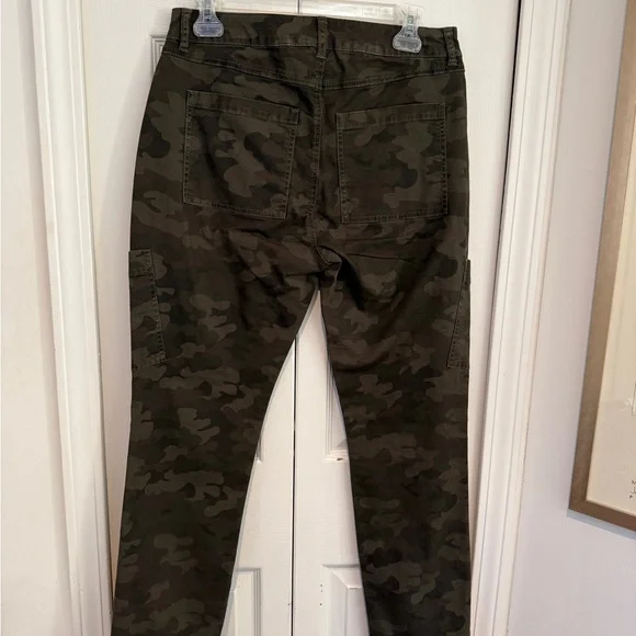 Amelia Pants - Picture 3 of 3